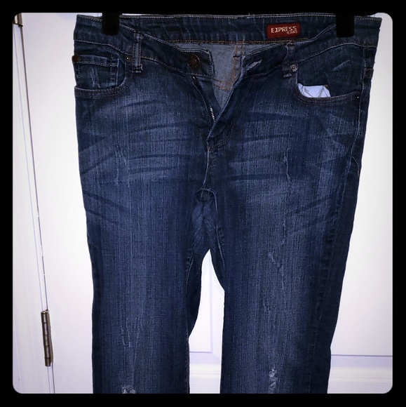 Misses Jean's - Picture 1 of 4